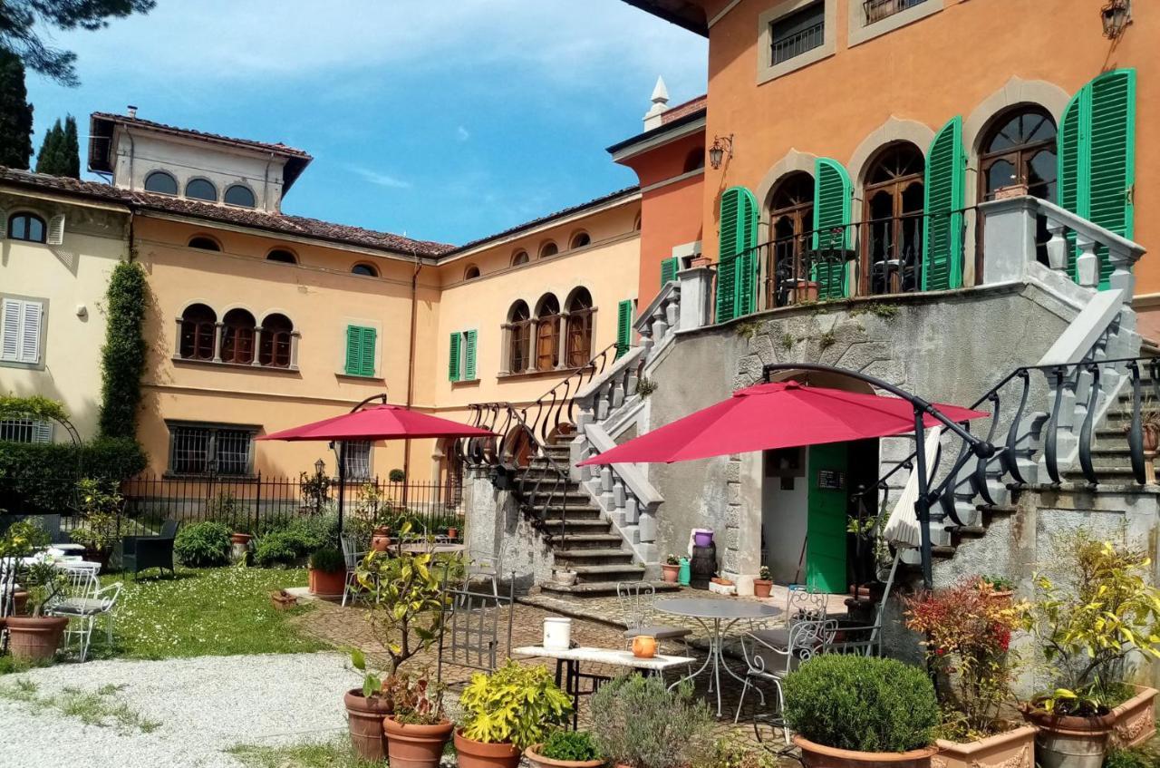 Alloggi In Villa Storica Pescia Luaran gambar