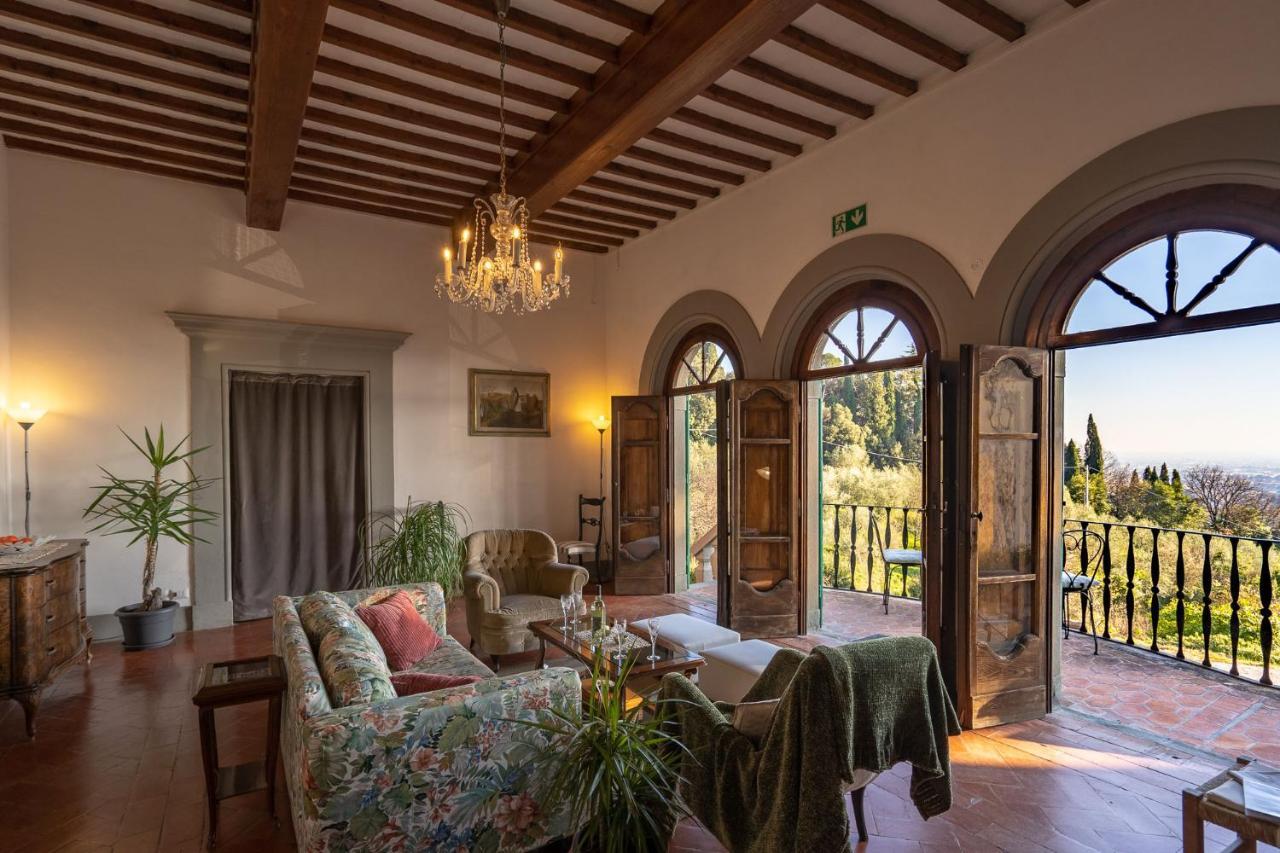 Alloggi In Villa Storica Pescia Luaran gambar