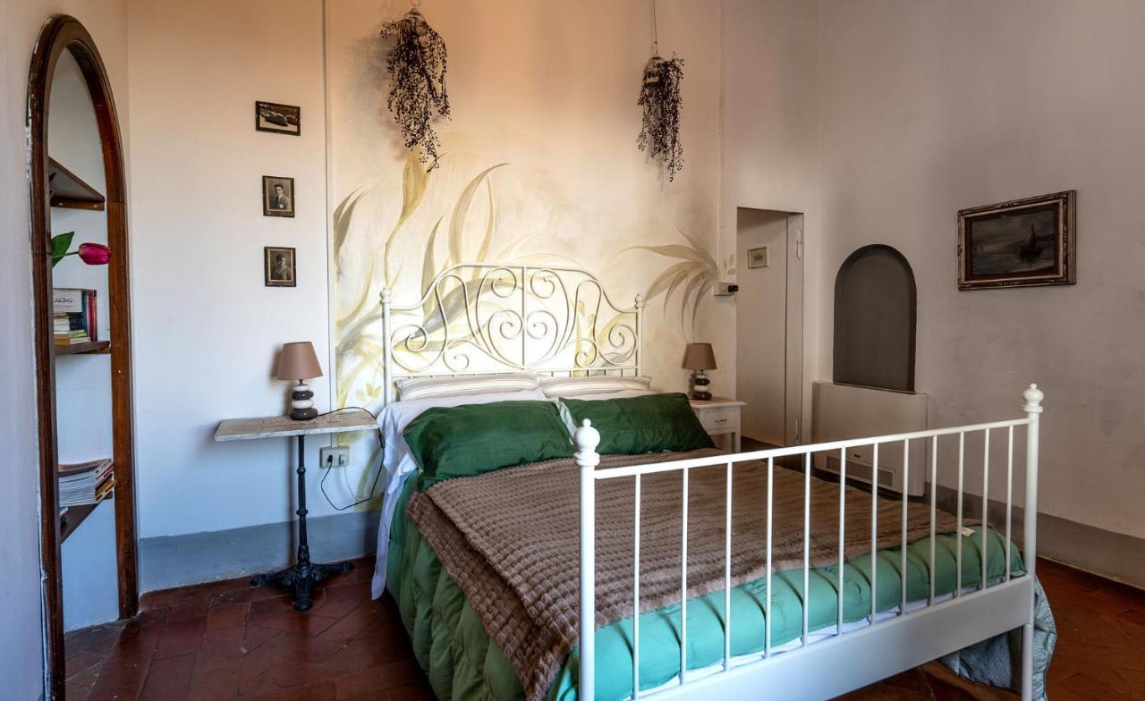 Alloggi In Villa Storica Pescia Luaran gambar