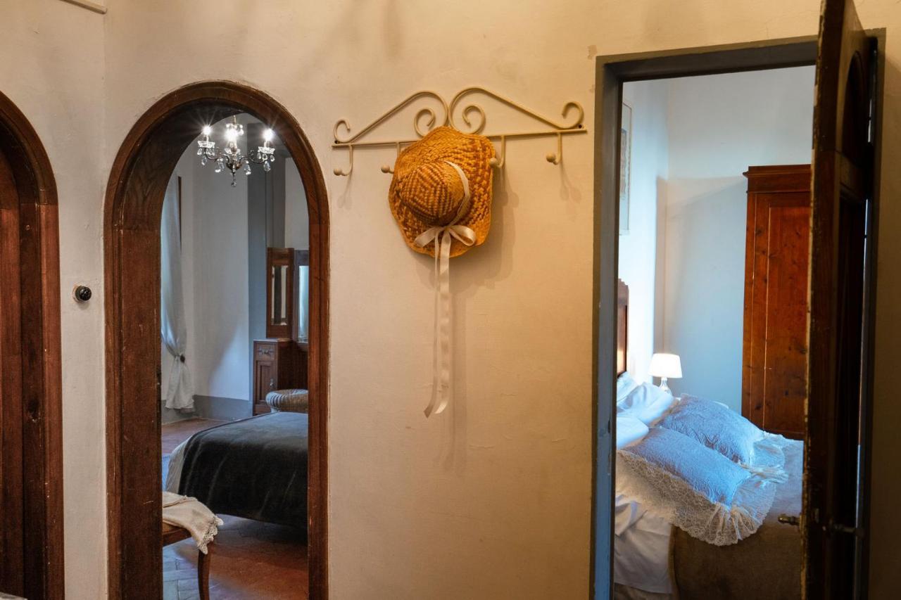 Alloggi In Villa Storica Pescia Luaran gambar