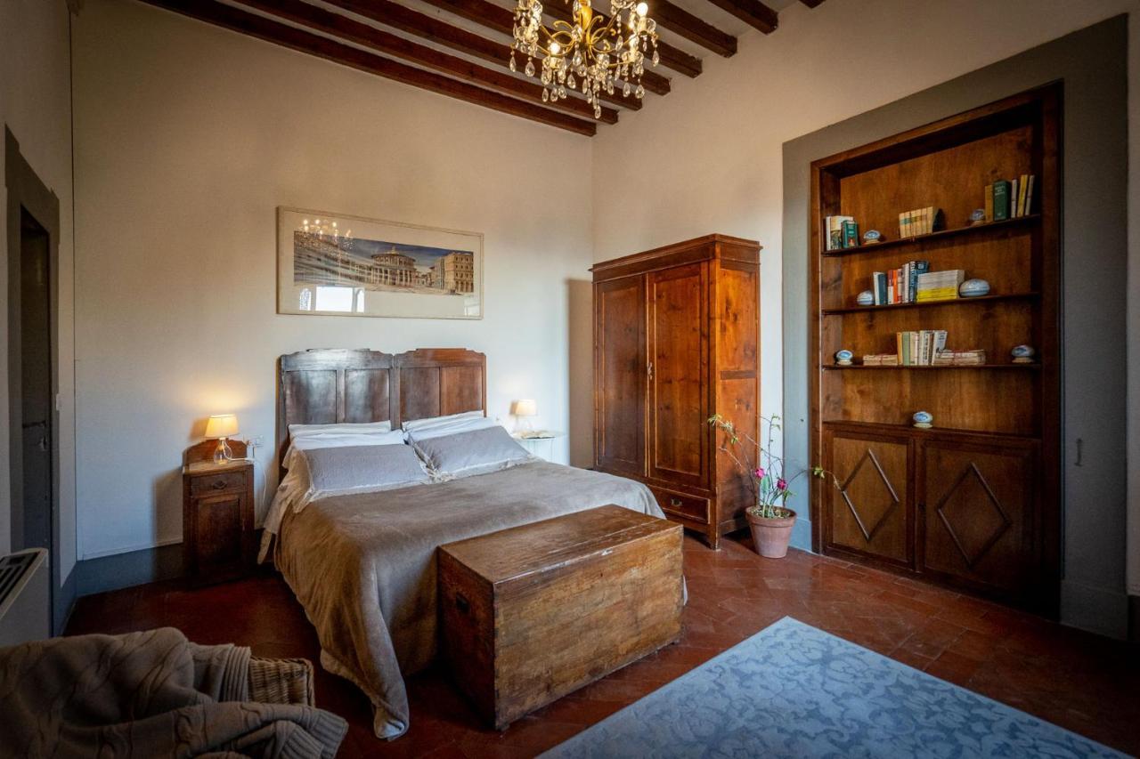 Alloggi In Villa Storica Pescia Luaran gambar