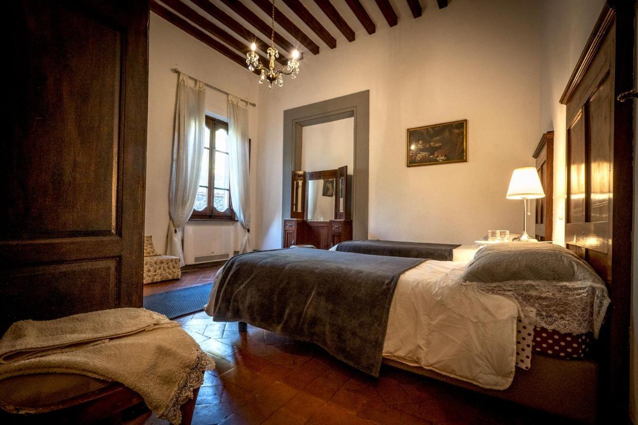 Alloggi In Villa Storica Pescia Luaran gambar