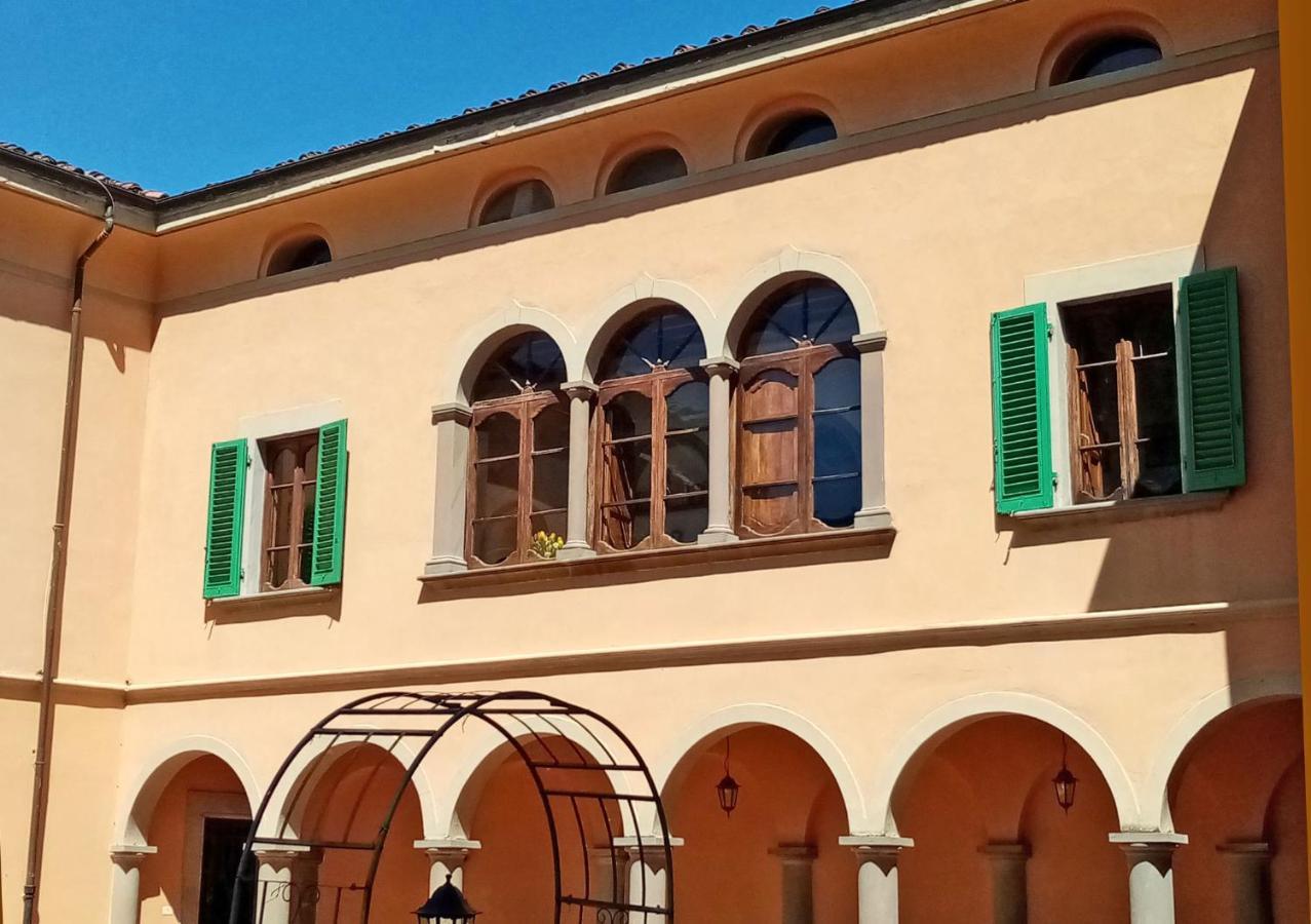 Alloggi In Villa Storica Pescia Luaran gambar