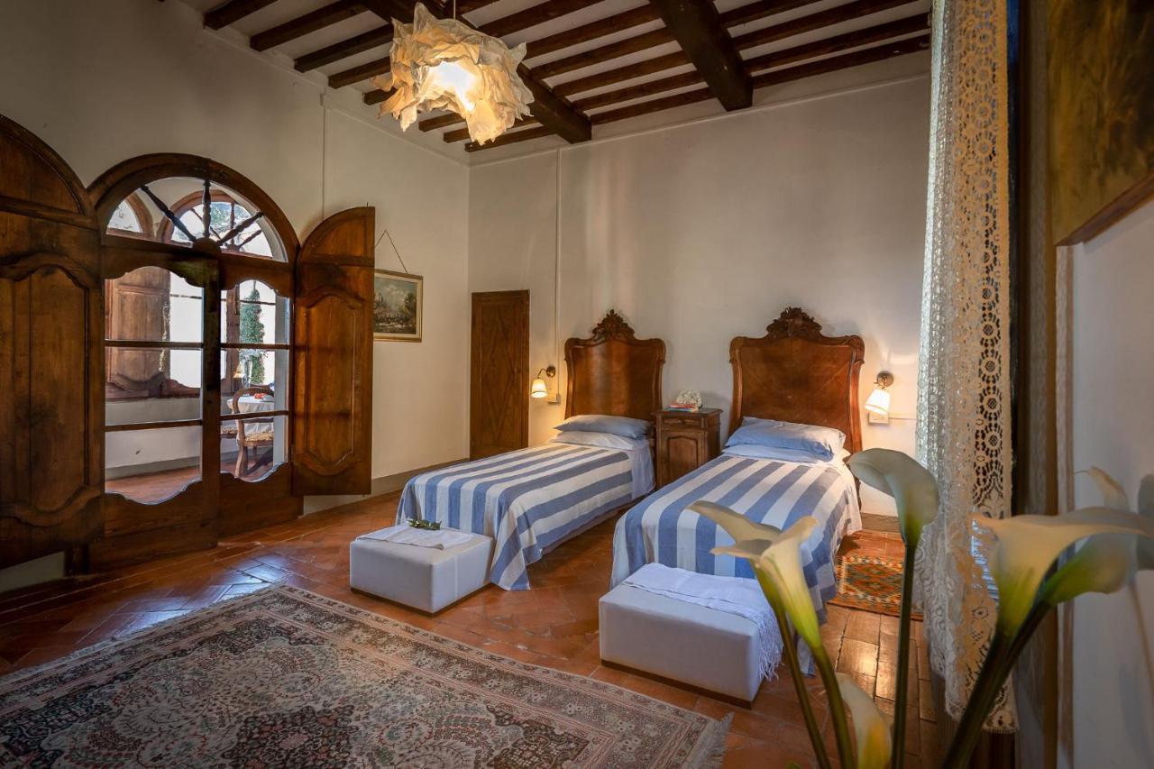 Alloggi In Villa Storica Pescia Luaran gambar