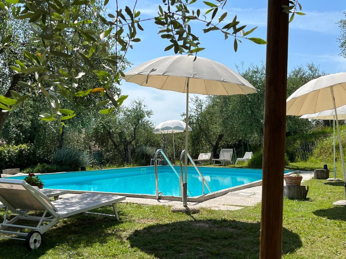 Alloggi In Villa Storica Pescia Luaran gambar